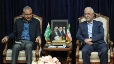 إيران وباكستان تتفقان على رفع التبادل التجاري إلى 10 مليارات دولار