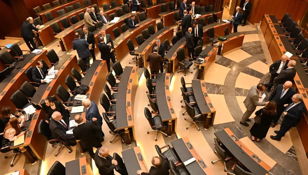 التشريع بعد عاشوراء… والعفو ينتظر التوافق!