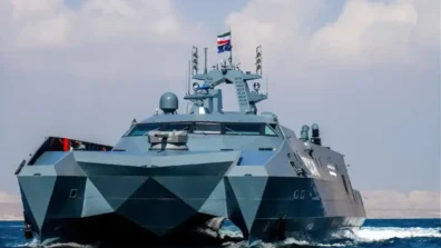 إنذار إيراني في البحر… ومدمرات أميركية تغادر المنطقة وفق طهران
