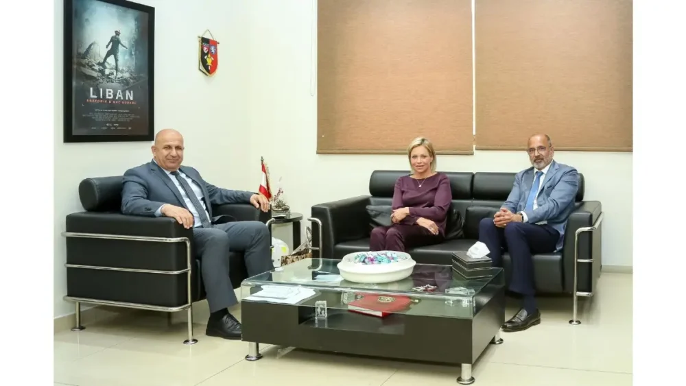بحث تعزيز التنسيق بين الدفاع المدني والأمم المتحدة