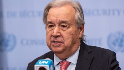 غوتيريش: للانسحاب بشكل كامل من شمال الخط الأزرق احترامًا لسيادة لبنان