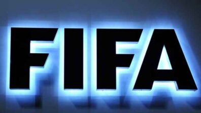الفيفا يعيد روسيا إلى المنافسات الدولية